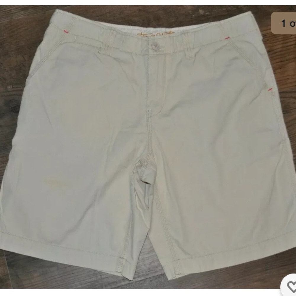 TRUE GRIT Tan Shorts 34